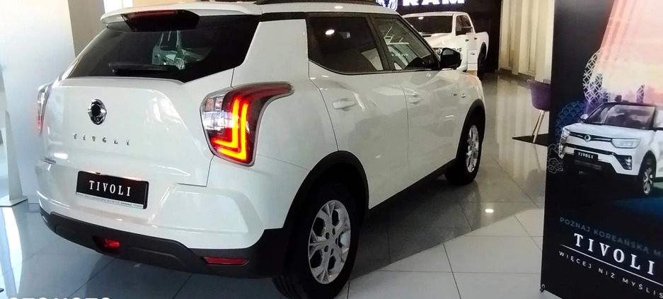 SsangYong Tivoli cena 72890 przebieg: 34197, rok produkcji 2021 z Szczecin małe 56